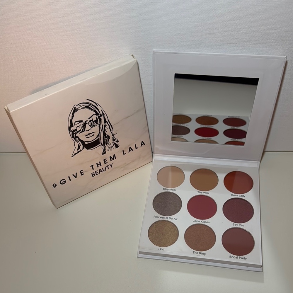 Eyeshadow Palette
